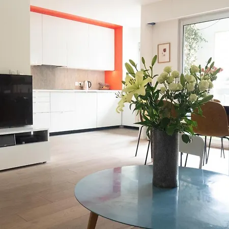 Splendid Bright And Spacious Apt Ternes * Παρίσι
