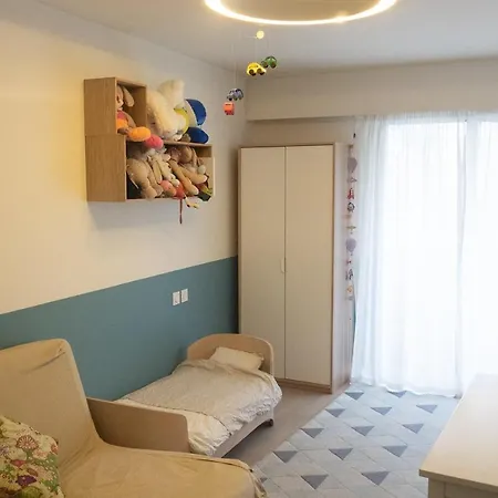 Splendid Bright And Spacious Apt Ternes Παρίσι